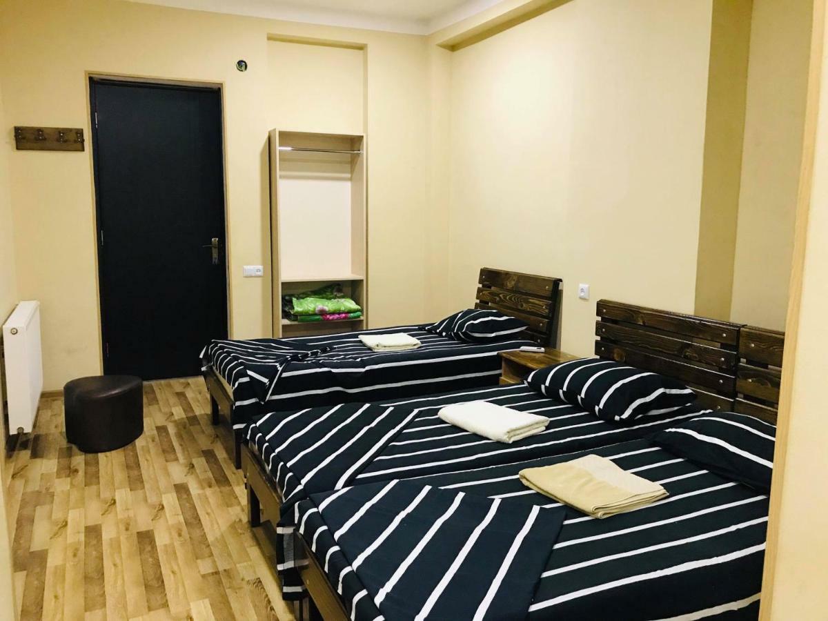 Hotel Rio 库塔伊西 外观 照片