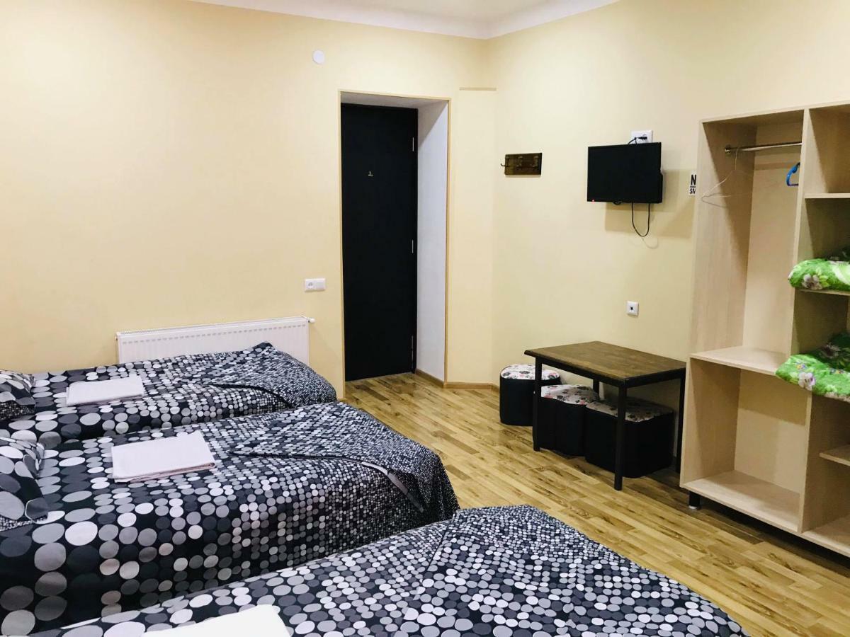 Hotel Rio 库塔伊西 外观 照片