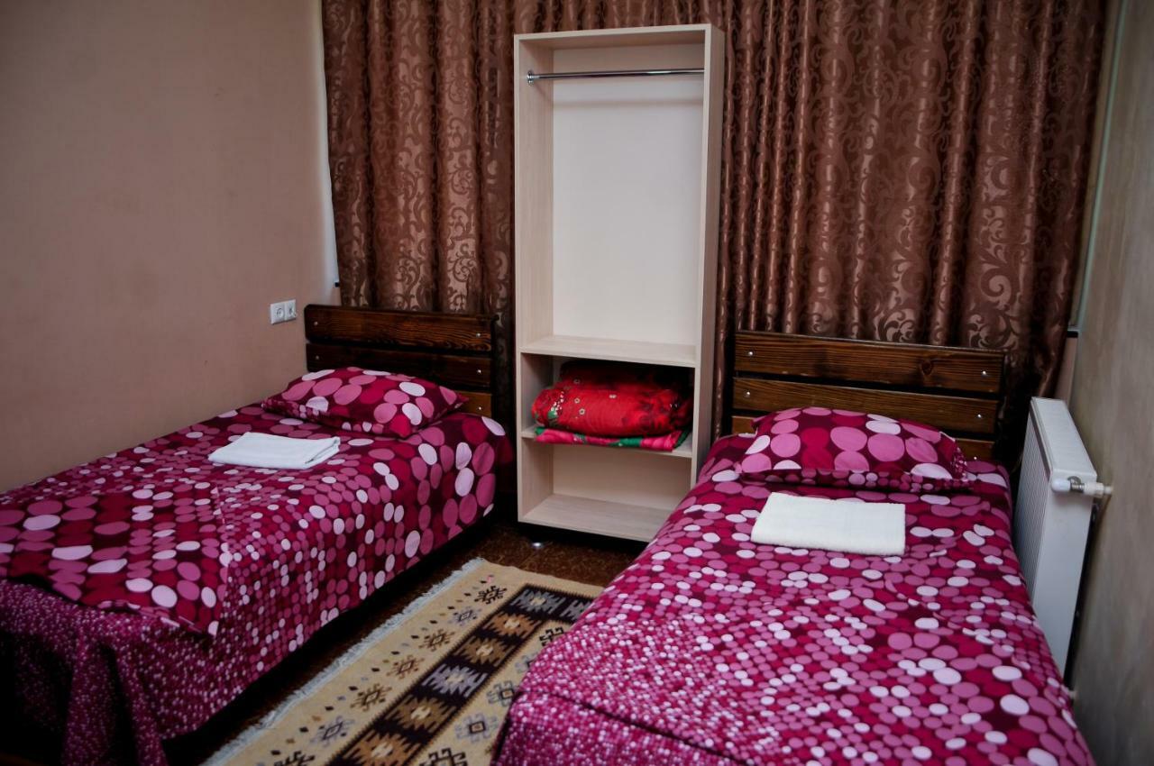 Hotel Rio 库塔伊西 外观 照片